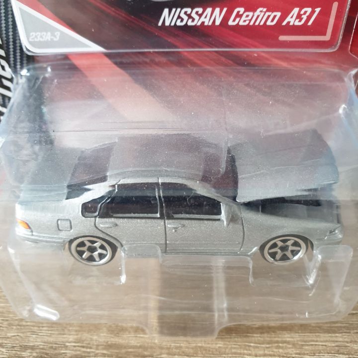 โมเดลรถเหล็ก-majorette-nissan-cefiro-a31-233a-3-gray-สีเทา-เปิดฝากระโปรงหน้ารถได้-โมเดลรถสะสม