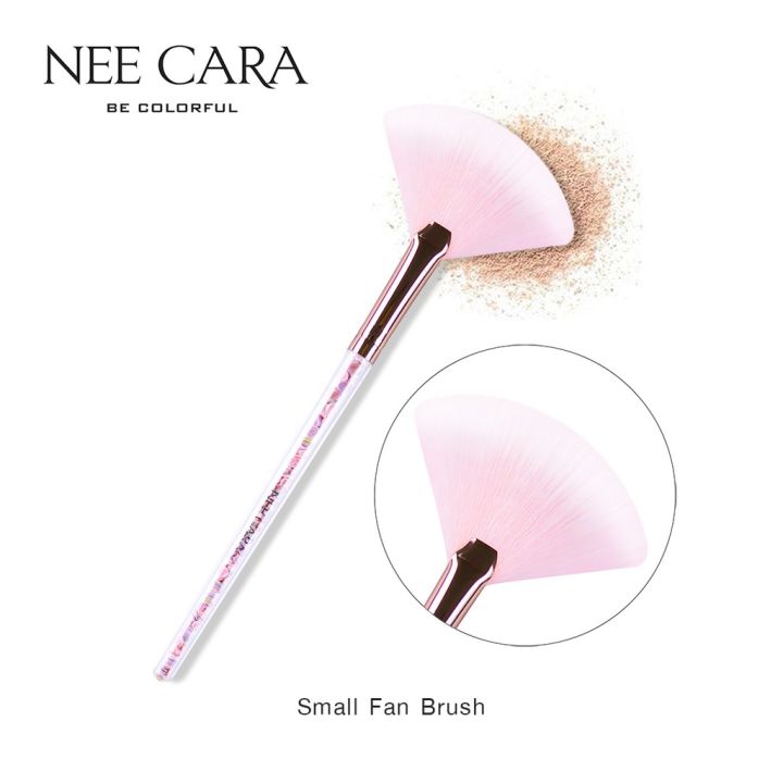 nee-cara-small-fan-brush-นีคาร่า-แปรงแต่งหน้า-แปรงเกลี่ยแป้ง-แปรงหัวใจ-n910