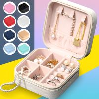 Portable Jewelry Box Jewelry Organizer Display Travel Jewelry Case Boxes Button Leather Storage Zipper Jewelers Makeup Organizer