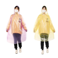 เสื้อคลุมกันฝน เสื้อกันฝนพลาสติก เสื้อคลุมกันฝนแบบใช้แล้วทิ้ง เสื้อกันฝนใช้แล้วทิ้ง ยาว 140 CM สินค้ามีพร้อมจัดส่งจากไทย