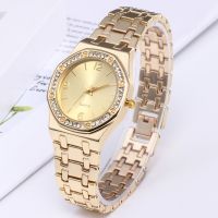 【July】 Foreign trade fashion diamond-encrusted all-match bracelet watch ladies female personality steel belt quartz