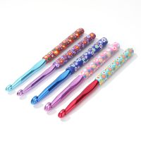 【CC】 5pcs Colorful Soft Plastic Handle Aluminum Crochet Hooks Knitting Needles Set 6.5-10mm for Weave Sewing