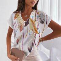 Womens T-shirt Feather Print V-neck 3D Casual Elegant Patchwork Pattern Womentee Clothes Summer Ladies Print T Fashion Female