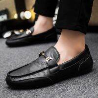 HOT11★Cal Men รองเท้าหนังหรูยี่ห้อ2022อย่างเป็นทางการ Loafers อิตาเลี่ยนสีดำชายแบน Breathable