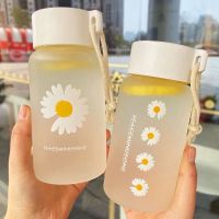 PWD0442 ปลอดสาร BPA น่ารัก 500ml โปร่งใส พลาสติก ดอกเดซี่ขนาดเล็ก เครื่องมือเดินทาง เครื่องดื่ม ขวดน้ำ ถ้วยชา