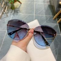 Rimless Clip Oval Sun glasses For Women Luxury Oversized Retro Vintage Designer Women Sunglasses Car Driving Outside Shades