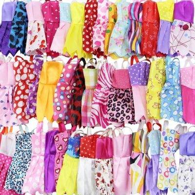 【YF】☂◘❖  10 Sets Mixed Colorful Sleeveless Dollhouse Accessories for Lot