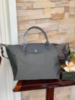 สุดฮิต! กระเป๋า Longchamp LE PLIAGE NÉO TOP HANDLE BAG size M กระเป๋าถือ กระเป๋าสะพายข้าง ปรับสายได้ กระเป๋าสะพายไหล่ กระเป๋าผู้หญิง ของแท้ 100%