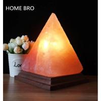 HOME BRO  โคมไฟปิรามิดหินเกลือหิมาลัย/  รุ่น 2-3 กก. ฐานรองทำจากไม้แท้