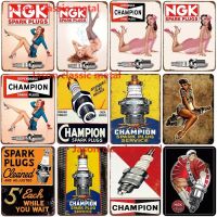 Spark Plug Service ดีบุกโลโก้วินเทจแผ่นโลหะสีวินเทจเหล็กภาพผนังโรงรถบาร์คาเฟ่โรงยิม 20 * 30 ซม