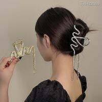 ? เครื่องประดับ Web celebrity light luxury niche long chain tassel large super flash head shark diamond clip hairpin