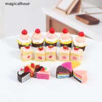 Magicalhour^^ ของเล่นเค้กสตรอเบอร์รี่จิ๋ว 1:12 สําหรับบ้านตุ๊กตา 5 ชิ้น