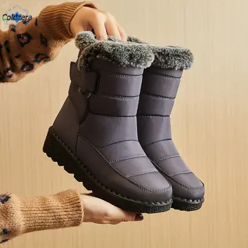 Fur lined walking boots on sale womens