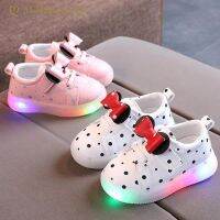 ▩❣ เด็กรองเท้าเรืองแสง LED Bowknot Dot รองเท้าผ้าใบเด็กสำหรับเด็กผู้หญิง Light Up Trainers รองเท้ากีฬาเด็กรองเท้าแฟชั่นบอร์ด