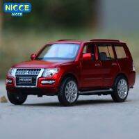 Nicce 1:32 Mitsubishi PAJERO รถโลหะผสมรุ่นรถยนต์ของเล่นโลหะโมเดลรถเสียงและแสงคอลเลกชันของขวัญของเล่นเด็ก F190