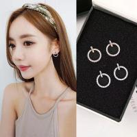 Fashion earrings ต่างหูเงินแท้925 ห่วงเล็ก เพชรล้อม (พร้อมกล่อง)