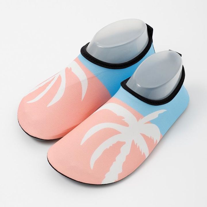 hot-sale-manufacturers-childrens-beach-shoes-new-soft-bottom-anti-cut-swimming-men-and-women-water-park-breathable-floor