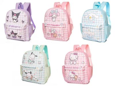 เป้นักเรียน ลาย SANRIO มี 5 ลาย ขนาด 16 นิ้ว วัสดุหนัง PU มีช่องใส่ของด้านหน้า และด้านข้าง