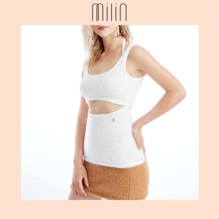 milin-two-pieces-fluffy-curve-neckline-with-halter-spaghetti-straps-overlay-knitted-top-เสื้อทอนิตติ้งขนนุ่มแบบสองชิ้นทรงคอโค้งพร้อมสายสปาเก็ตตี้คล้องคอ-kissable-top