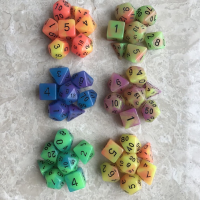 7ชิ้นเซ็ต Luminous ลูกเต๋า Polyhedral ด้าน D4 D6 D8 D10 D20ลูกเต๋าชุดสำหรับ DND RPG เกมตารางลูกเต๋า Glow In Dark