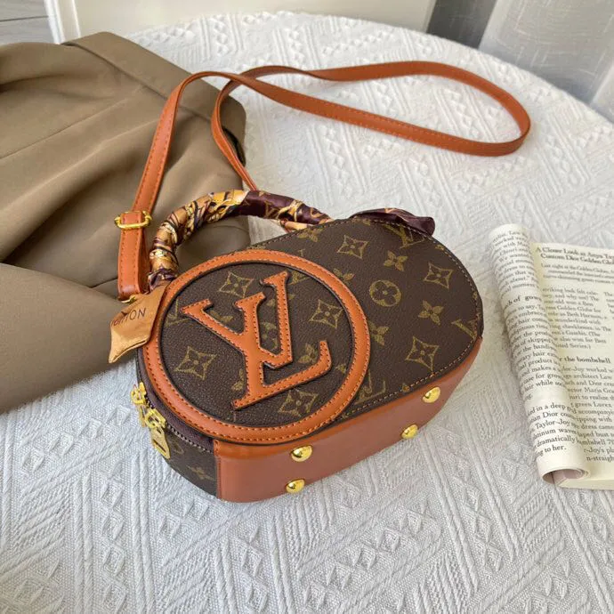 LOUIS VUITTON LV SPEEDY MINI SLING BAG Luxury Bags  Wallets on Carousell