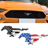 โลโก้ม้าตะแกรงหน้าหม้อรถยนต์ธงสหรัฐอเมริกาสำหรับป้ายท้ายรถ Ford Mustang สติกเกอร์โลหะ3มิติสำหรับรุ่น Explorer Ranger ขอบเอเวอเรสต์ Tourneo ESCAPE