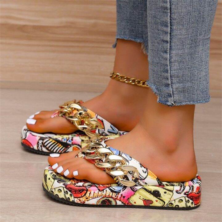 hot-sell-summer-new-large-size-thick-bottom-flip-flops-metal-chain-fashion-beach-sandals-women-woman-slippers-flip-flops-women