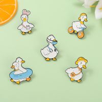 【DT】hot！ Brooch Cartoon Pins Metal Badge Clothing Waist Buckle Denim Lapel Jewelry for Kids