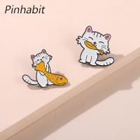 Pinhabit แมวสีขาวกินปลาเคลือบขาเข็มกลัดปลาดุกน่ารักที่กำหนดเอง