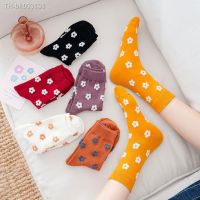 ☌✗ Vintage Flower Japanese Style Kawaii Embroidered Socks Woman Spring Summer Cotton Long Socks Medium Tube Short Socks Funny Socks