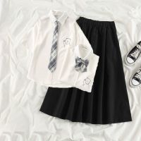 Spot parcel post Suit Single Piece 2023 Summer Female Student Korean Style Loose Bear Printed Short Sleeve Shirt Female +a Word Skirt