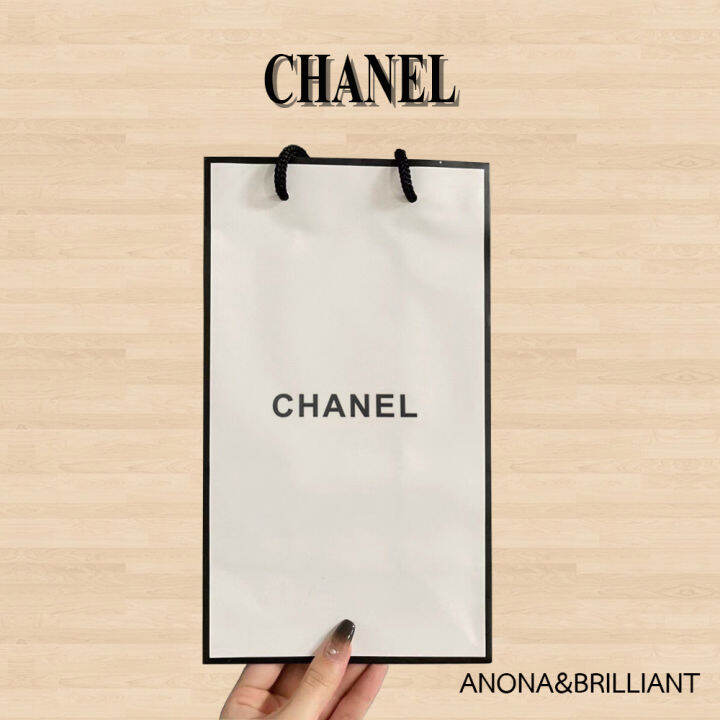 เซต-chanel-ครีมบำรุงผิว-มอยซ์เจอร์ไรเซอร์-เนื้อฟลูอิดที่อุดมด้วยความชุ่มชื้น-ช่วยให้ผิวหน้าดูสว่างและเปล่งประกายอย่างเป็นธรรมชาติ