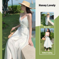 Honey Lovely ชุดเดรสสายเดี่ยวผ้าซาตินแนววินเทจสไตล์ฝรั่งเศสเซ็กซี่สุดนางฟ้าสีล้วนชุดเดรสยาวชายหาดเปิดหลังสไตล์วันหยุดริมทะเลผู้หญิงแฟชั่น HON1259