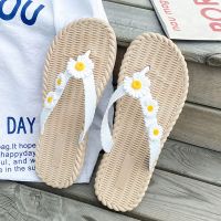 Flip-flops for women summer 2023 new fashionable high-end seaside beach flat flip-flops for women KY