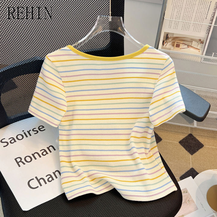 rehin-เสื้อยืดแขนสั้นลายทางแนวตั้งสำหรับผู้หญิง-เสื้อยืดคอเหลี่ยม2023สไตล์ใหม่ชุดฤดูร้อนที่เพรียวบางและมีสไตล์