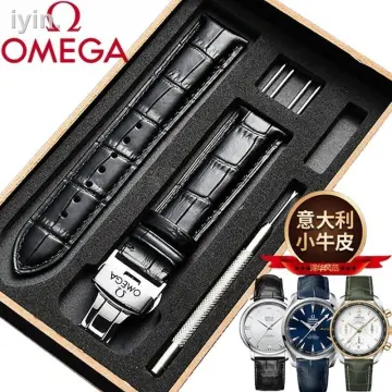 Should You Buy Am Omega Speedmaster On A Bracelet Or A Strap?