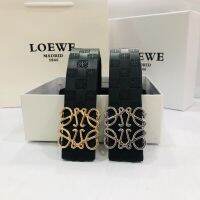 LOEWEEˉleather เข็มขัดหนังโลโก้คลาสสิกนูนเรียบหัวเข็มขัดแฟชั่นเข็มขัดลำลองผู้ชาย