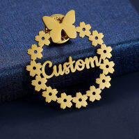 HotPersonalized ชื่อโลโก้เข็มกลัด Pin Custom Gold สีสแตนเลส Sakura Lapel Pins เครื่องประดับสำหรับเจ้าสาวงานแต่งงาน Gift