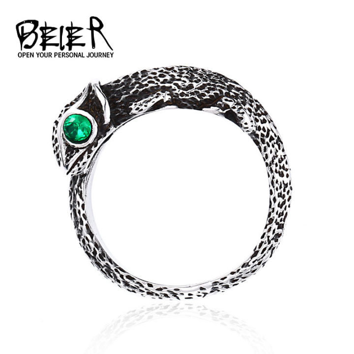 beier-แหวนปรับขนาดได้กิ้งก่าสแตนเลสโบราณบุคลิกที่เรียบง่ายมีดวงตาสีเขียวไทเทเนียมปรับแหวนเหล็กได้