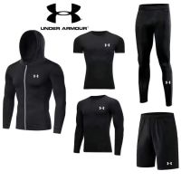 Under Armour _UA sportswear ชุดสูทผู้ชาย การฝึกบาสเก็ตบอล วิ่ง เสื้อผ้าที่แห้งเร็ว รัดรูป อุปกรณ์ตรวจร่างกาย ยิม ชุดแขนสั้น