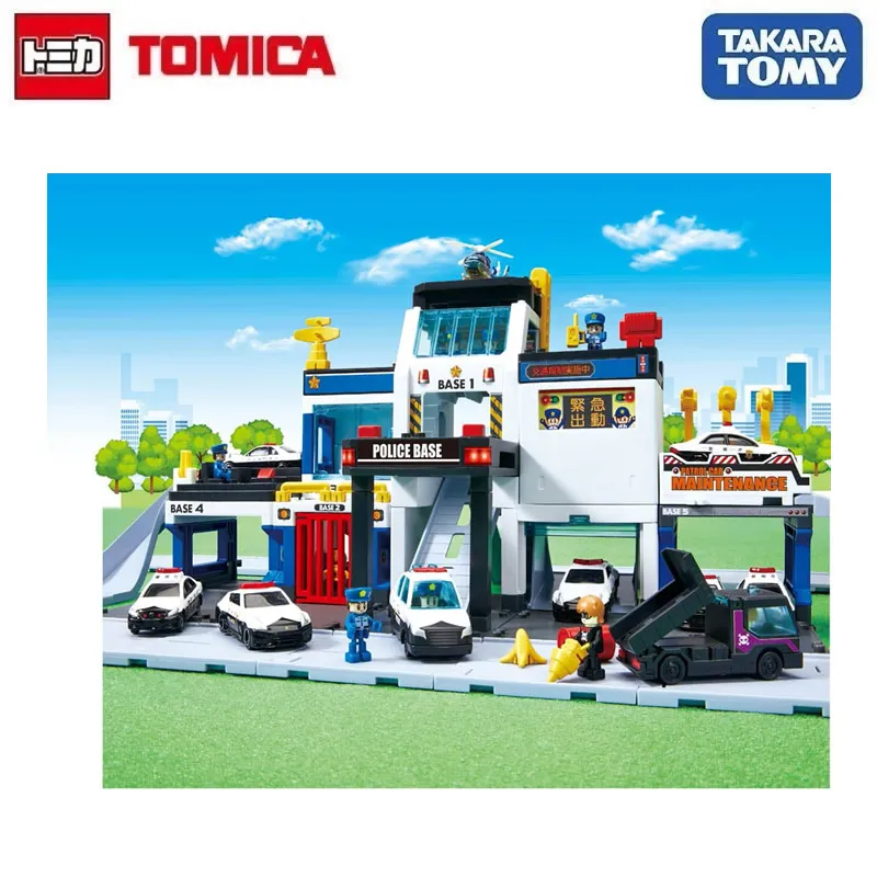 tomica police chase