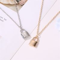 Bohemian Fashion Metal Lock Necklace Retro Clavicle Chain Choker for Women Gifts