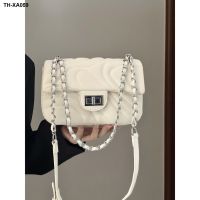 The new 2023 is a little sweet wind female texture chain embroider line bag bag spring tide lock single shoulder bag