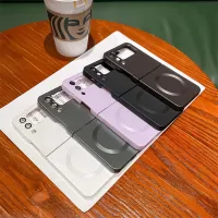 ชาร์จไร้สายแม่เหล็กเคสโทรศัพท์สำหรับ Samsung Galaxy Z Z Flip 3 4 5พร้อมเคสซิลิโคนแบบนิ่มป้องกันเลนส์กล้องถ่ายรูปสีด้าน