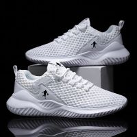 New Running Shoes Summer Lightweight Breathable Mens Sneakers Comfortable Outdoor Sports Walking Shoes Vulcanized Shoes For Men