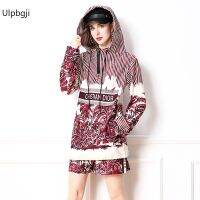 Fashion Early Fall Loose Hooded Jumper + Shorts Printed Suit