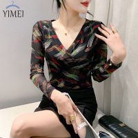 YIMEI เสื้อคอวีไขว้คอวีสำหรับผู้หญิง,ใหม่เสื้อแขนยาวเสื้อยืดผ้าตาข่ายสีสันสดใสสำหรับฤดูใบไม้ร่วง2023