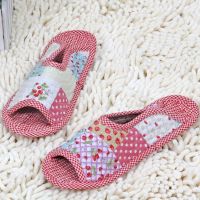 1Pair Vintage Floral Home Slippers Indoor Floor Flip Flops Women Flat Comfortable Non-slip Bedroom Slippers Autumn Free Shipping