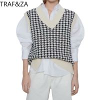 TRAF amp;ZA 2023 Women Fashion Young Style Loose Knitted Sweater Vest Casual V-neck Plaid Jacquard Sleeveless Sweaters Chic Jumpers