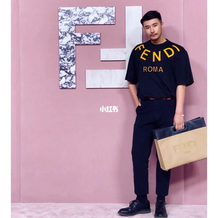 Fendi / Fendi Men's Logo Short Sleeve New Breathable Loose T-shirt ...